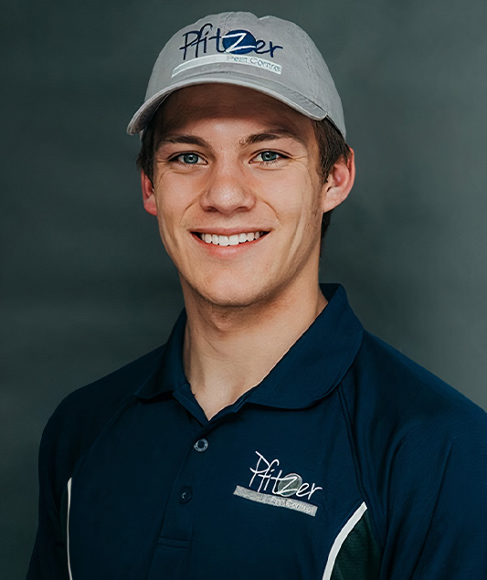 Ashton  Pfitzer Photo